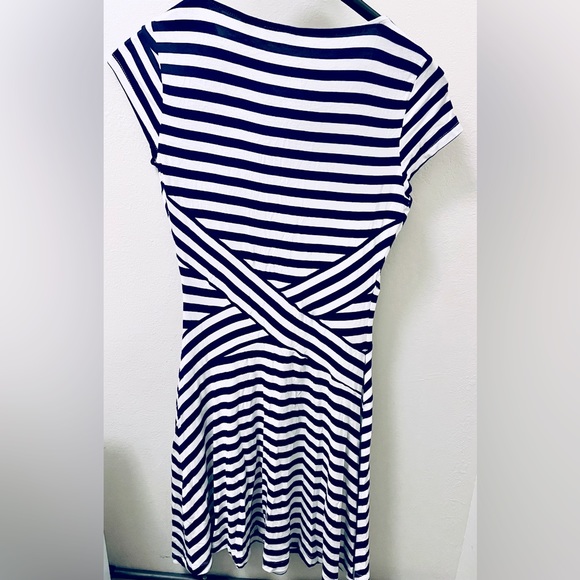 NY & Co: Navy & White Striped Super Soft Rayon & Spandex Dress : Size Medium - Picture 4 of 7